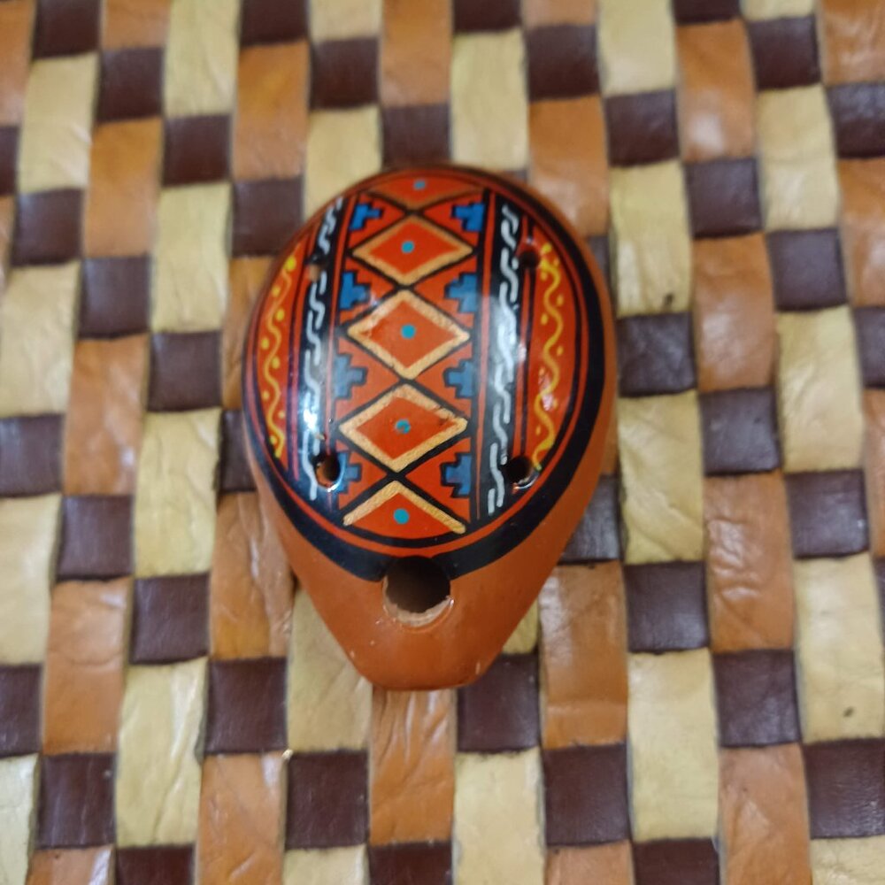 Ocarina Clay Flute Whistle Hand Crafted Hand Painted Cusco Peru 6 Hole